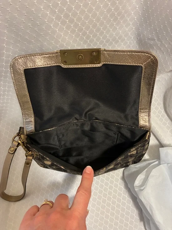 Coach Kristin Wristlet Y2K Era Mint Condition - Picture 5 of 8